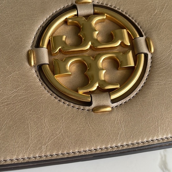 Tory Burch Miller Glazed Leather Clutch - Picture 16 of 16